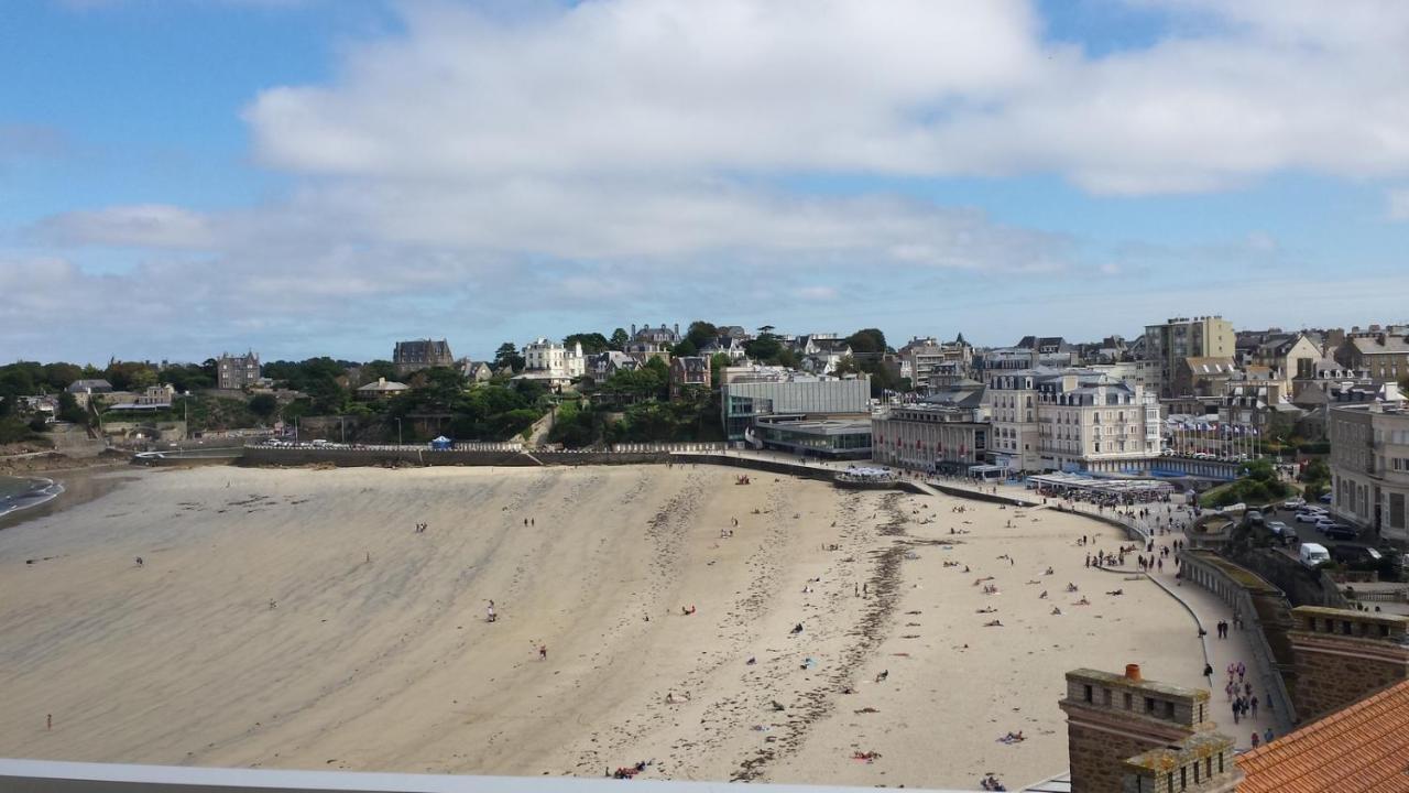 Résidence Le Crystal Dinard Esterno foto